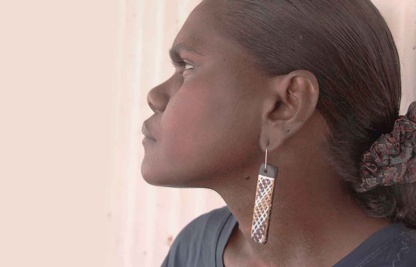 Slide4_jewllery_1600